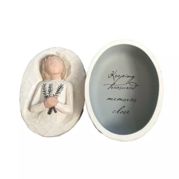 2004 Demdaco Willow Tree Susan Lordi Remembrance Trinket Ring Box - Picture 4 of 5